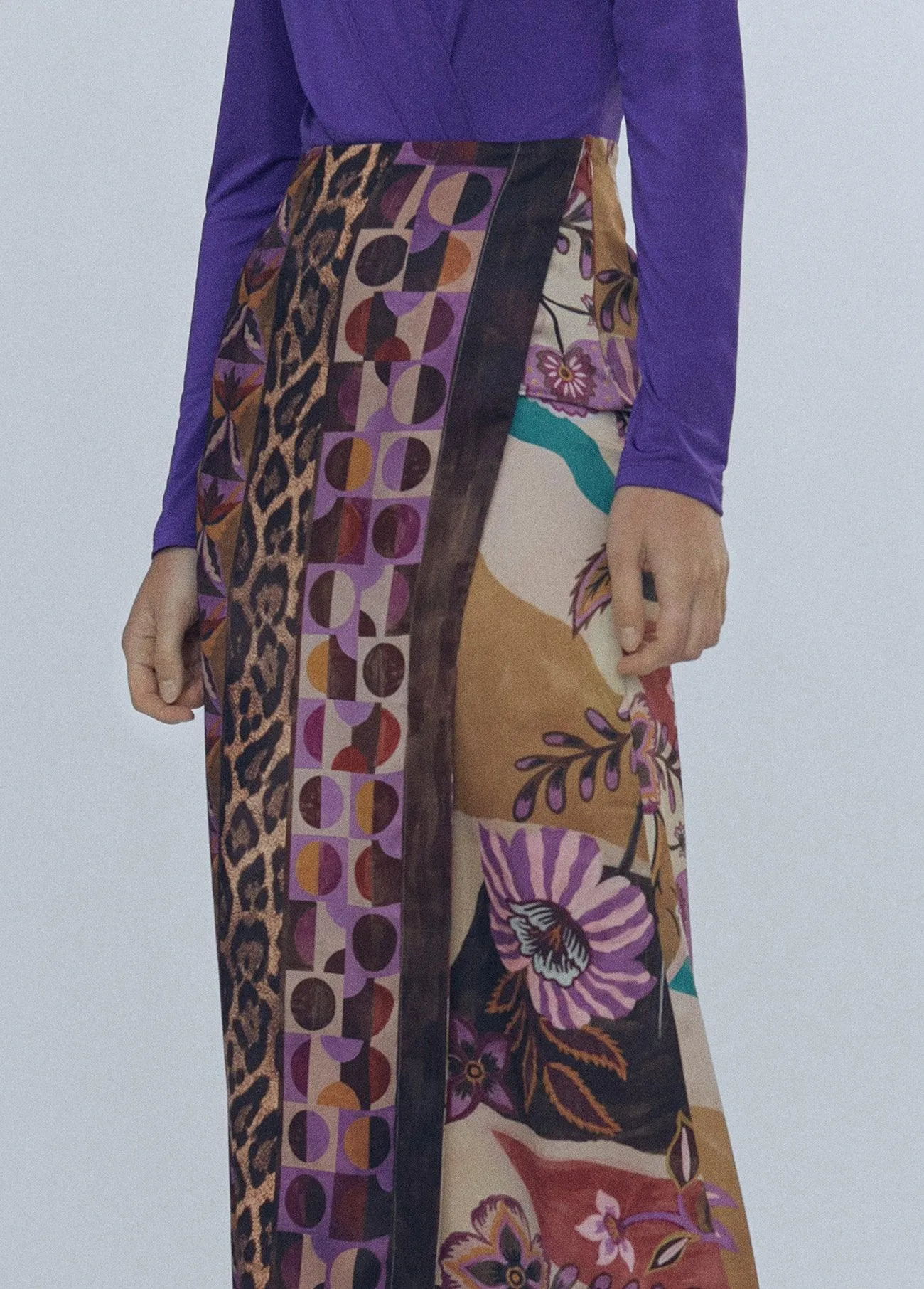 Asymmetric printed skirt