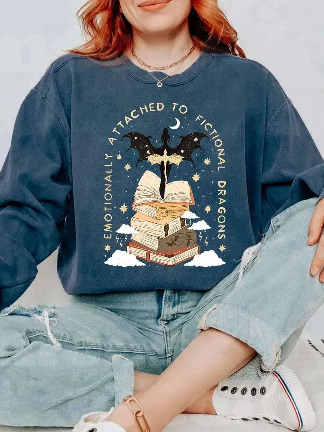 Basgiath War College Fourth Wing Dragon & Books Women's Crewneck Sweatshirt