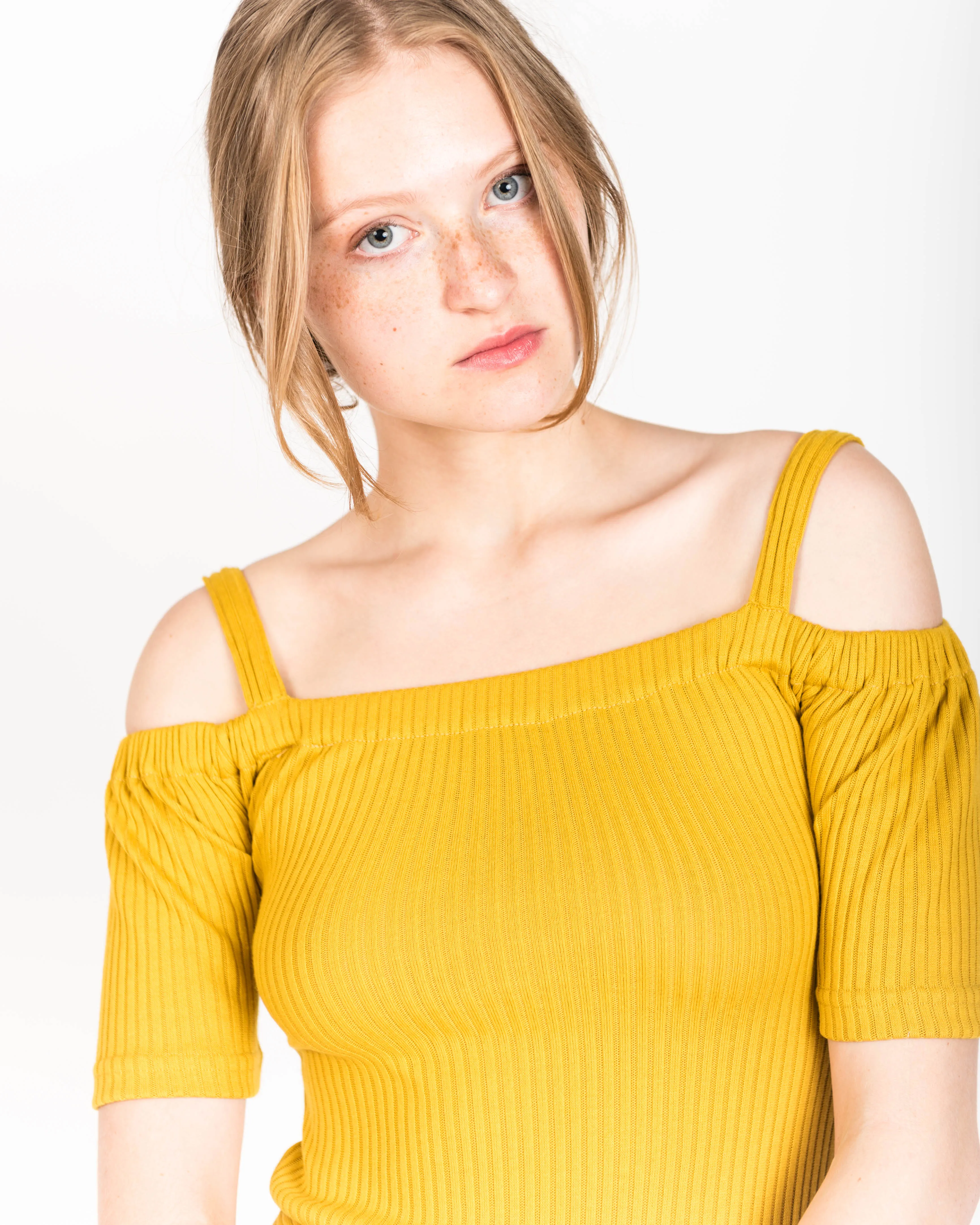 Capulet dress in gold