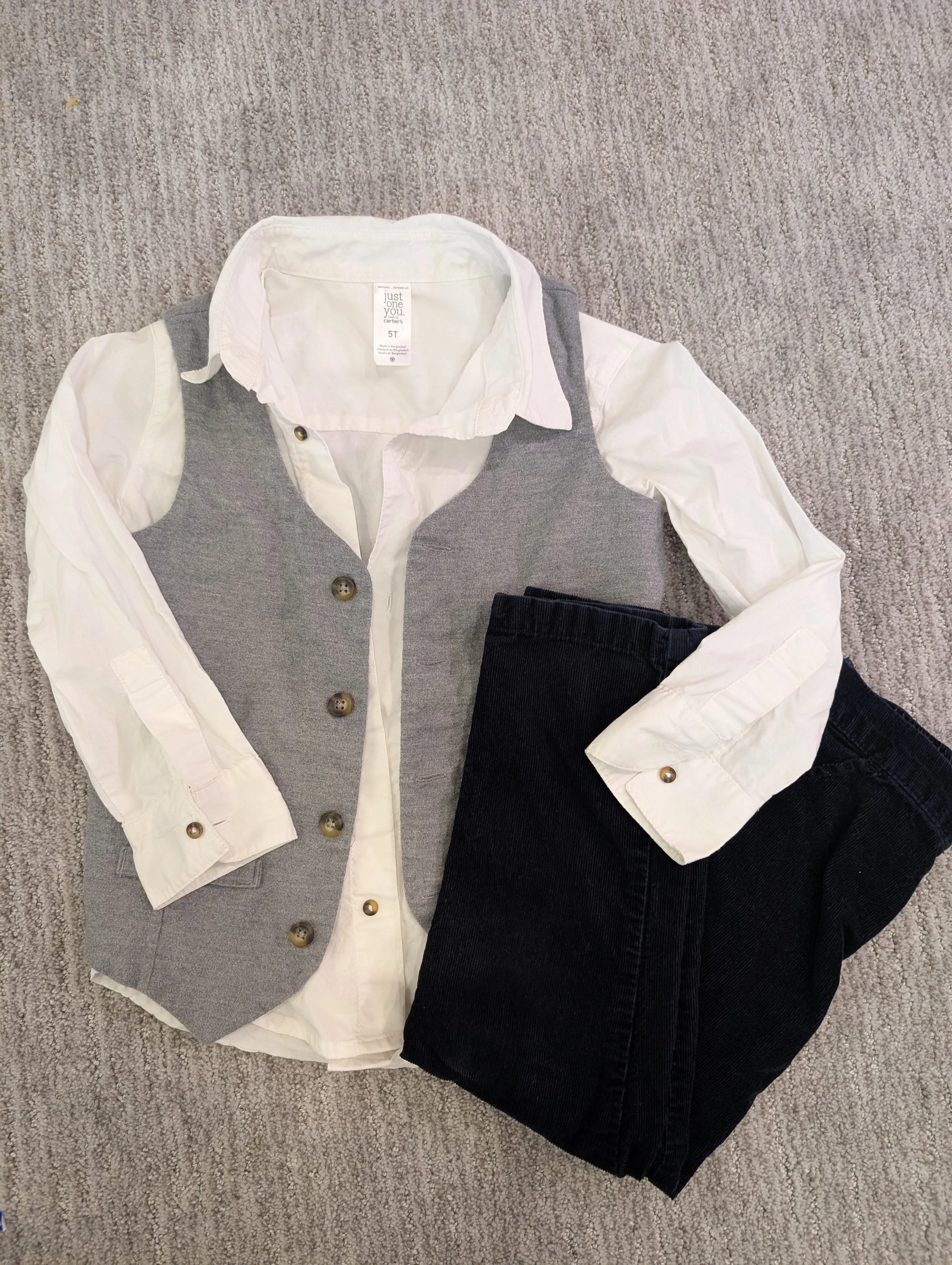 Carter's Shirt, Vest and Pant set, Kids 5/5T (extra small)