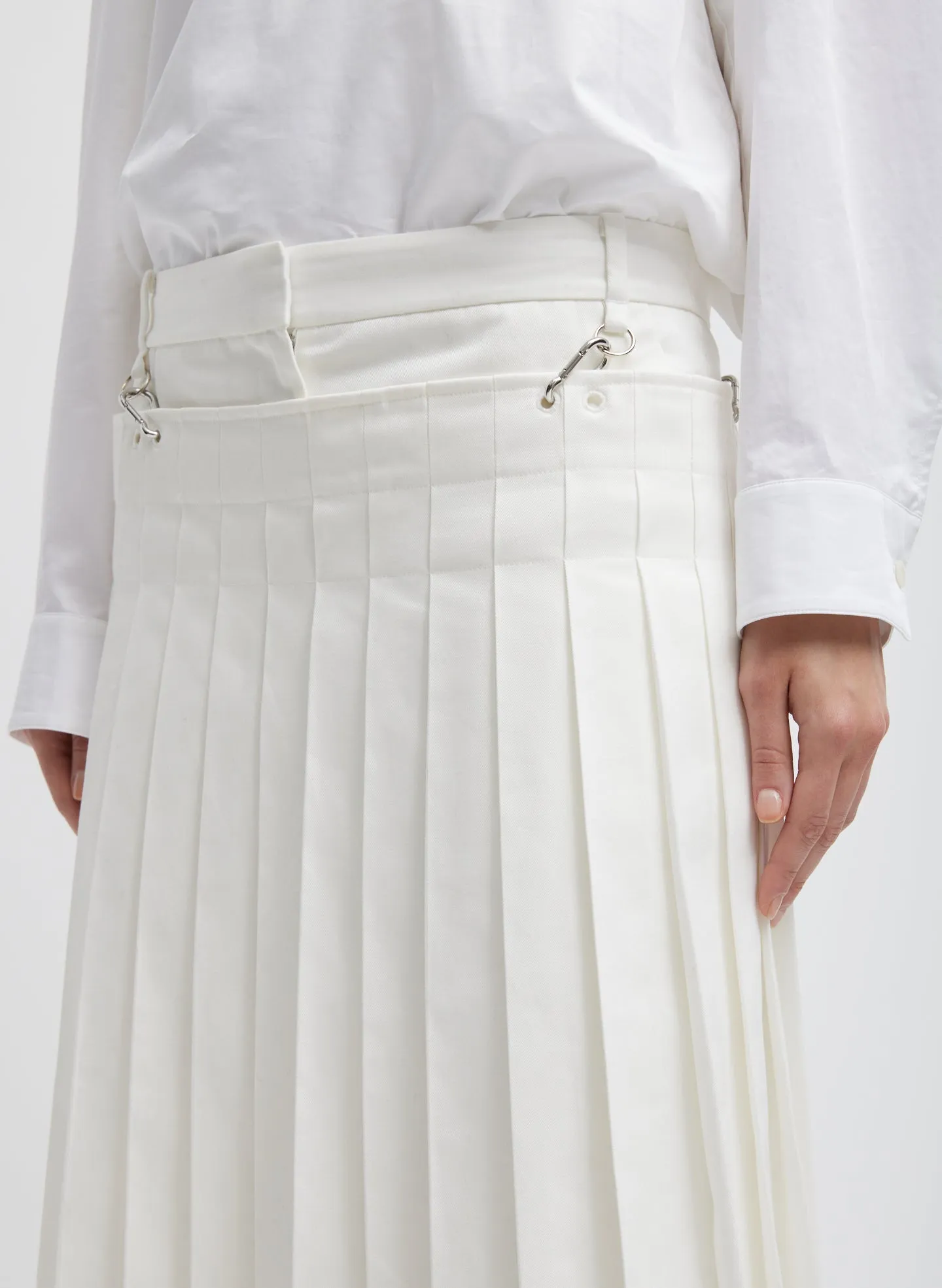 Chino Convertible Pleated Skirt