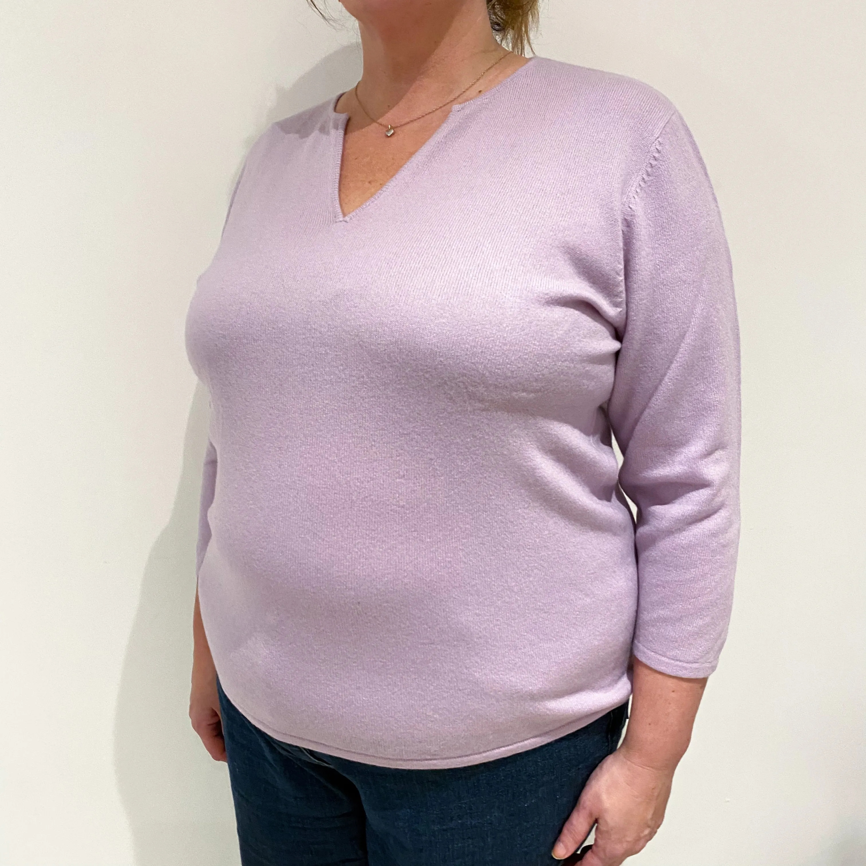 Pale Purple Cashmere Notch V-Neck Jumper Extra Large