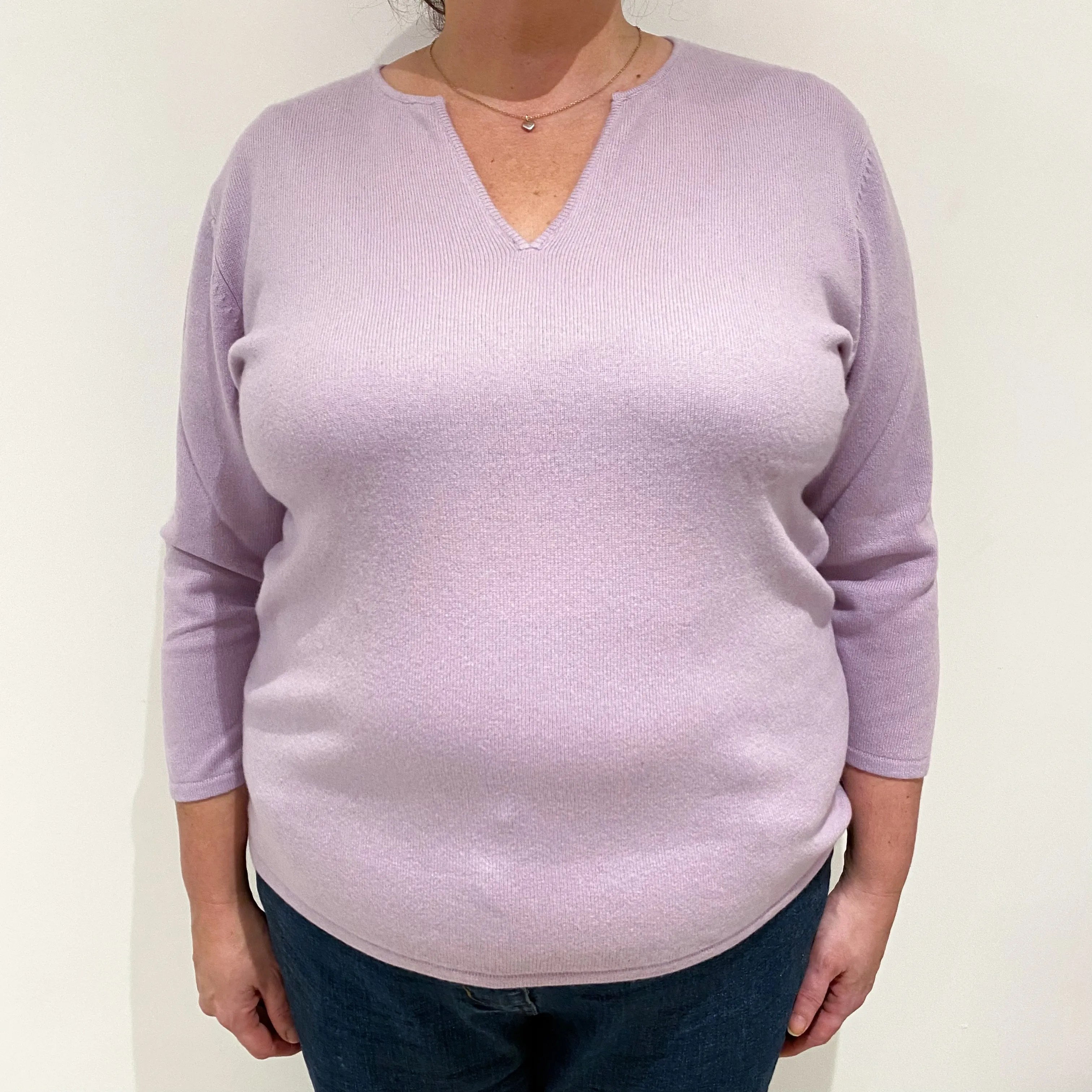 Pale Purple Cashmere Notch V-Neck Jumper Extra Large