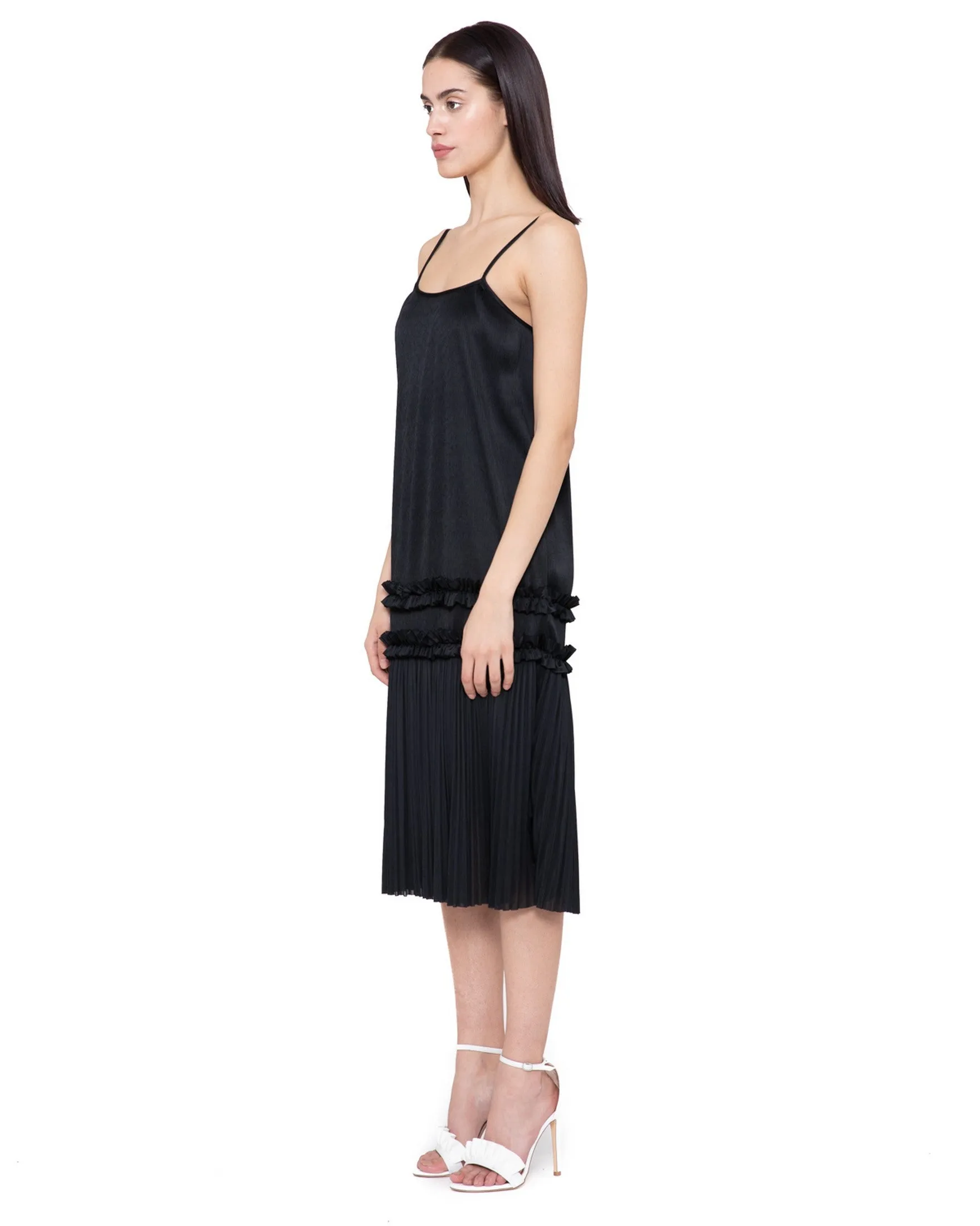 Pleated dress NEWTOK