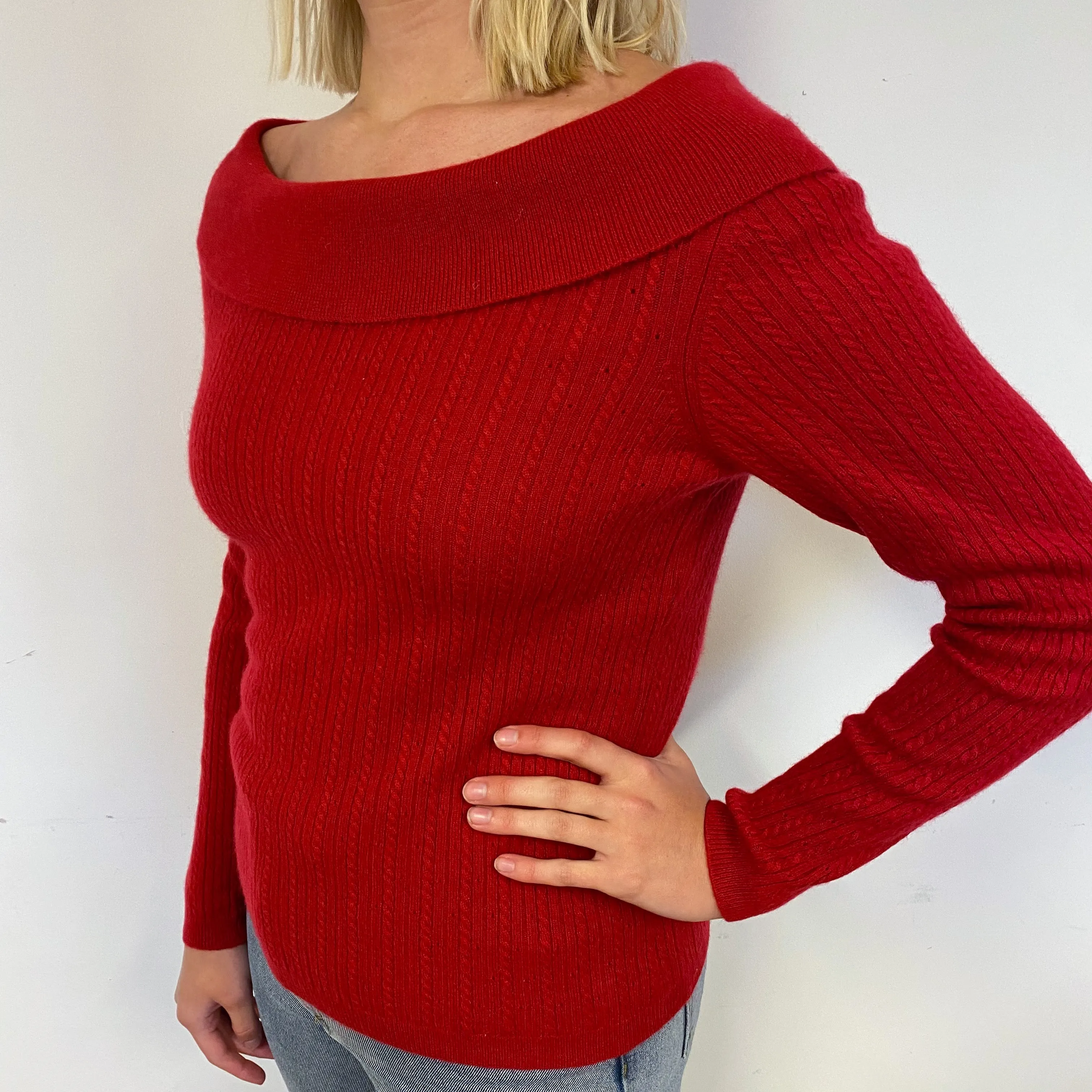 Red Cable Cashmere Off-Shoulder Jumper Small