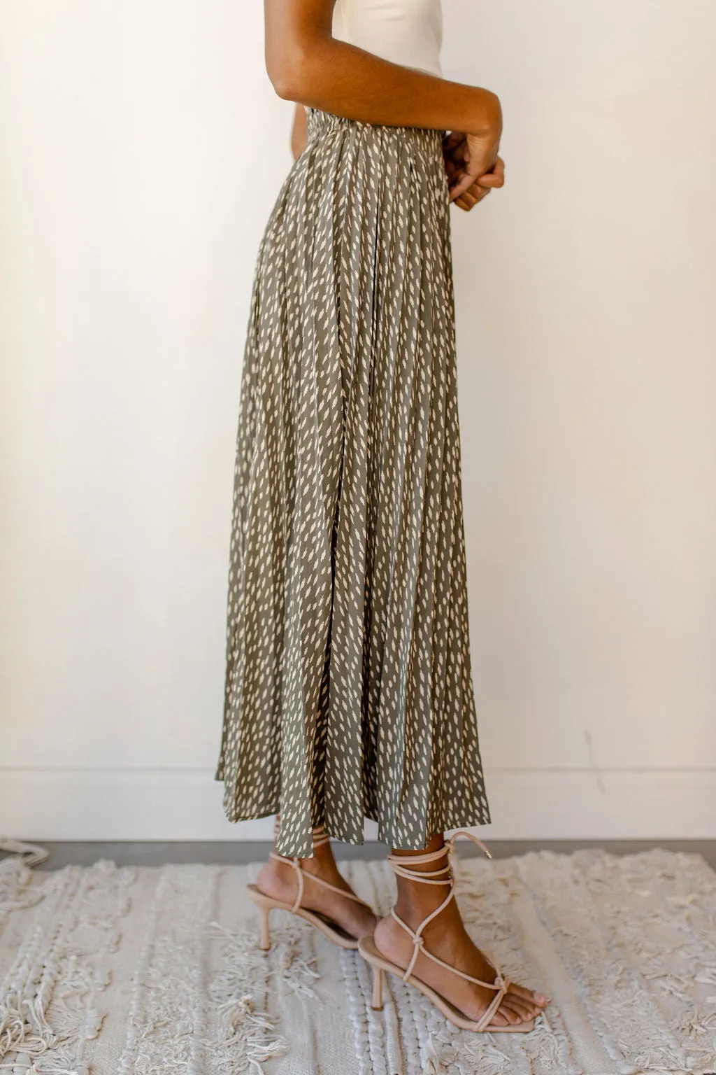 spotted pleated skirt