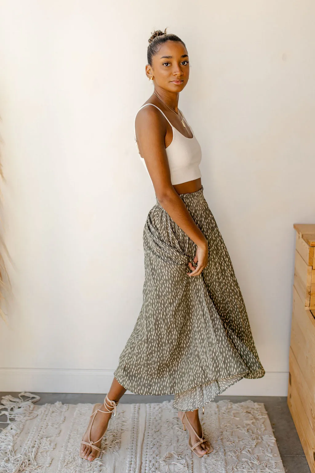 spotted pleated skirt