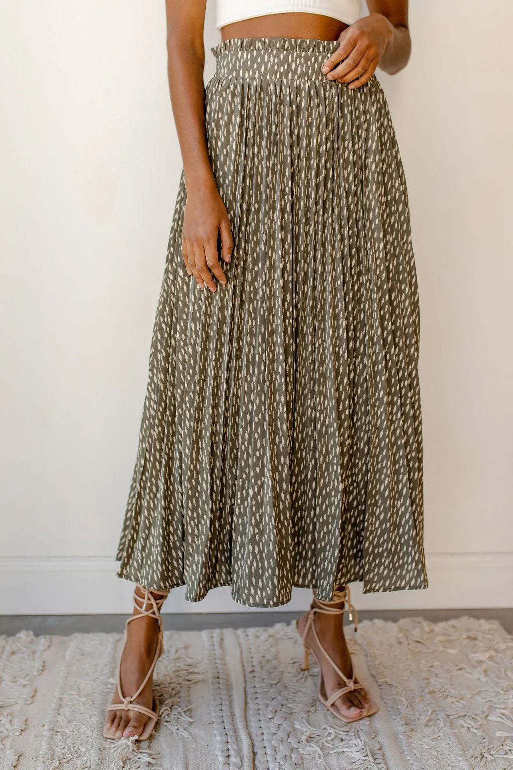 spotted pleated skirt