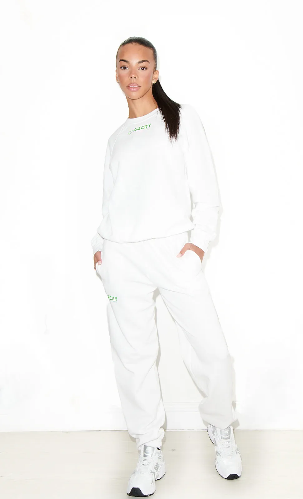 White Crewneck Jumper