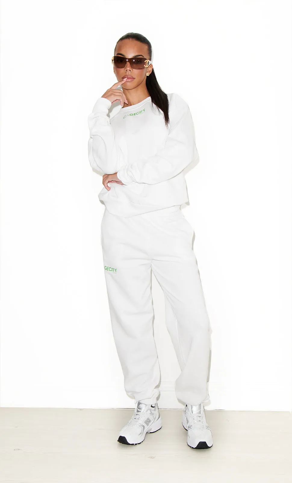 White Crewneck Jumper