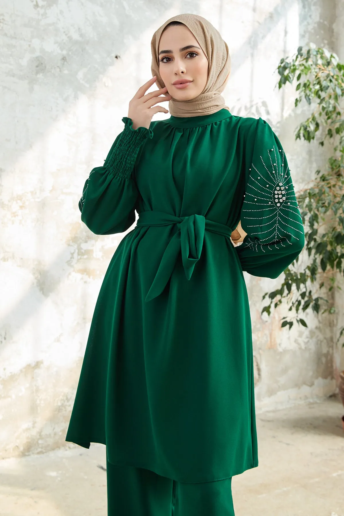 ZRF Women Stone-Embroidered Sleeve Set - Emerald - Imola